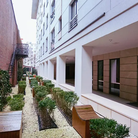 Apartmán Hoza - W Centrum, Free Parking, Ogrodek - Better