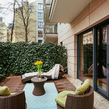Apartmán Hoza - W Centrum, Free Parking, Ogrodek - Better