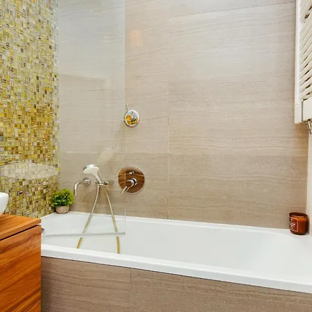 Hoza - W Centrum, Free Parking, Ogrodek - Better Apartmán Varšava
